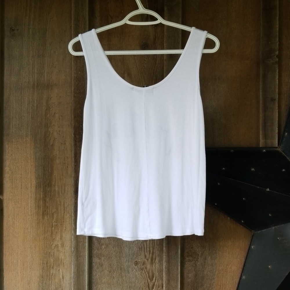 🏈Twine & Stark wifey tee - Picture 3 of 3